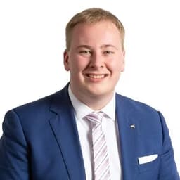 Brad's-profile-photo